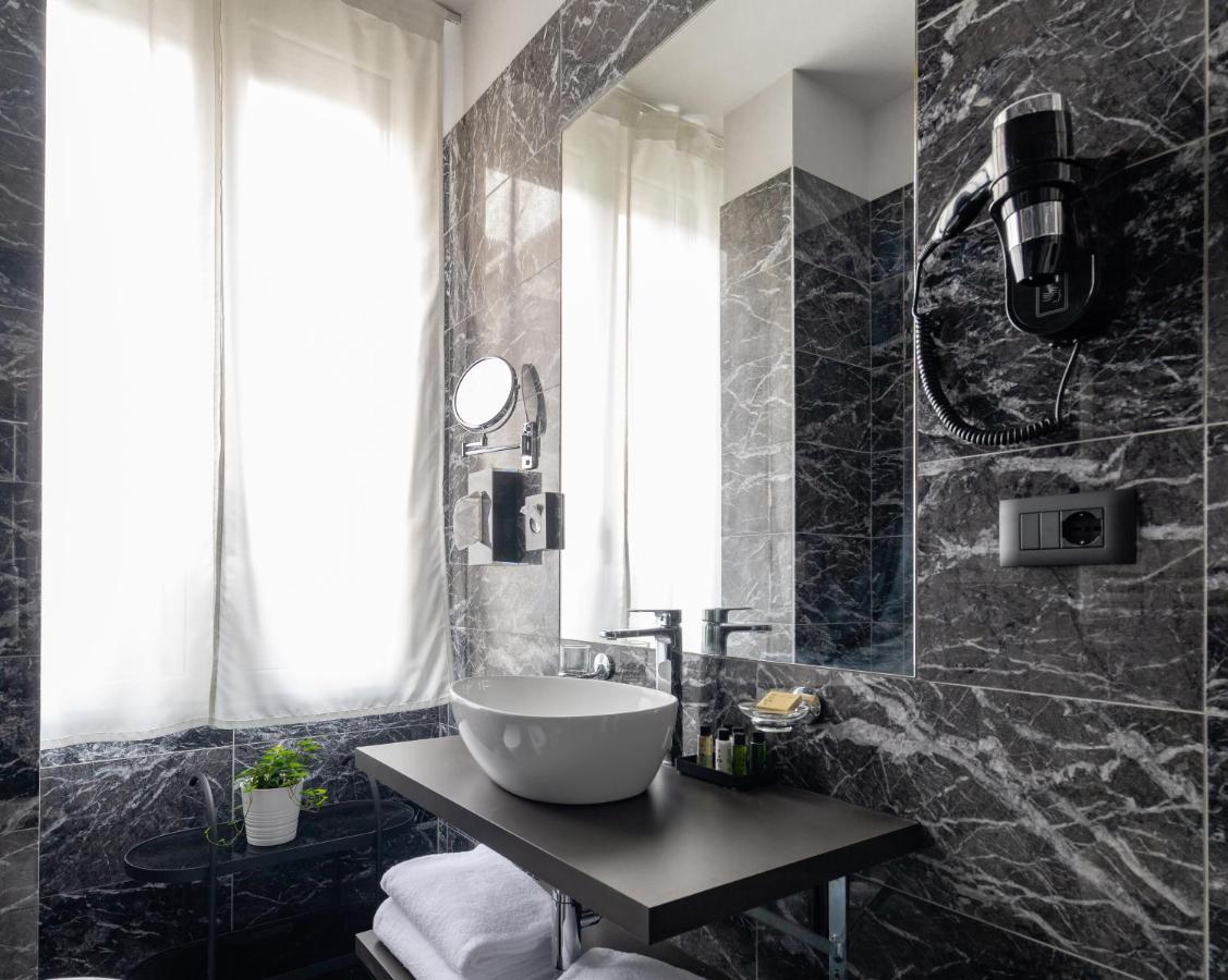 Aiello Hotels - Centrale Milan Luaran gambar